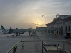 -敦煌莫高国际机场