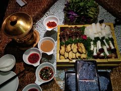 -慢丽江·云南野生菌土鸡锅(付家庄店)