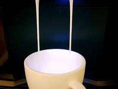 -圣丰索菲特·2 On 988 Café 自助餐厅