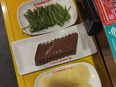 -何师傅美蛙鱼头(汉街店)