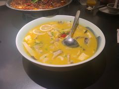 -麻六记(凤凰汇店)