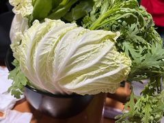 -果松木炭酸菜铜火锅·外婆参鸡汤