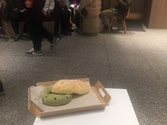 -奈雪的茶(湖滨银泰in77C区PRO店)