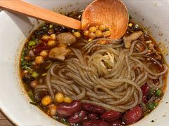 麻婆婆肥肠粉-麻婆婆白家肥肠粉(海岸城店)