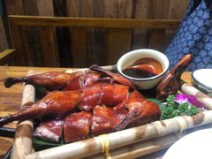 -老滇山寨•云南特色菜•地方菜•民族风情歌舞表演(金碧店)