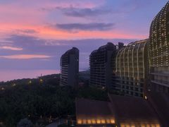 -三亚湾海居铂尔曼度假酒店