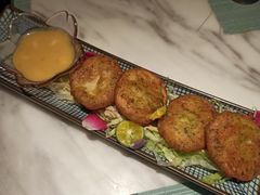 泰式手打虾饼-蜜桃花开·中西融合菜E&W(南长街店)