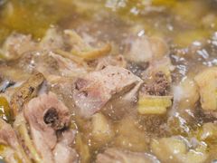 -广宁炭炉鸡煲·富临门饭店