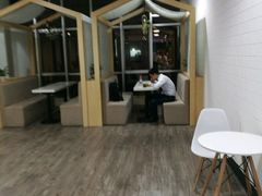 -黄金时代健身(CBD店)