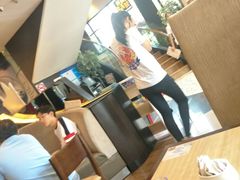 -必胜客(上海新南方商城PH店)