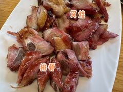 荔枝烧叉烧拼排骨-御霞苑泥烩鸡休闲农庄