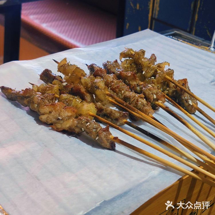 环境：座位挺多，空间大，有两层