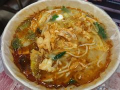 -二钢串叔麻辣烫(华龙大厦店)