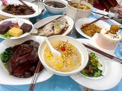 -山明水秀大饭店