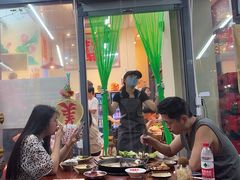 -赵美丽·重庆社区火锅·直营店(火车东站·中豪国际店)