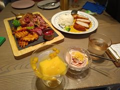 -德斯堡德国餐吧(锦华万达店)