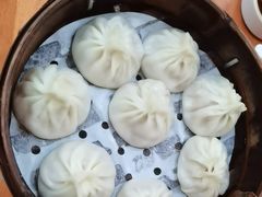 -莱莱小笼·乔艾