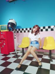 -变画·发型STUDIO