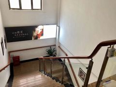 -赫尔森口腔·牙齿种植修复