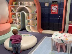 -奈尔宝·儿童乐园·亲子餐厅(华采天地店)