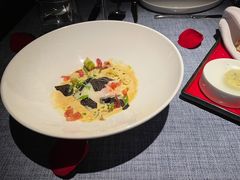 -弦月窗LUNETTE BY AMANDA(复兴路店)