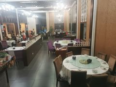 大堂-余家庄肥肠鱼地方汤锅(银杏大道店)