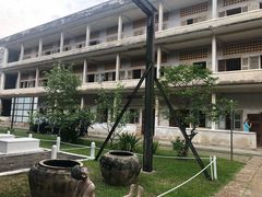-吐斯廉屠杀博物馆