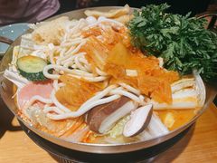 肥牛泡菜锅-一心创作料理屋(经开万达店)
