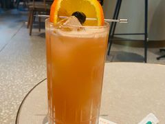 -星巴克臻选(上海合生汇1F店)