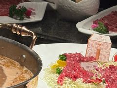-左庭右院鲜牛肉火锅黑金店(陆家嘴中心店)