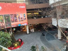 -瑞虹新天地月亮湾