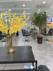 -Coo Hair salon