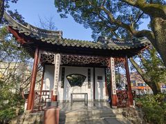 -汇龙潭