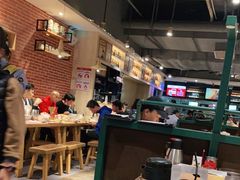 大堂-木屋烧烤(岗顶二店)