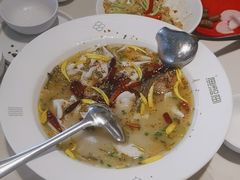 -渔语鱼酸菜鱼新川菜(来福士店)
