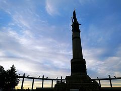 -人民防洪胜利纪念塔