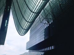 -苏州现代传媒广场商业