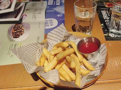-绿茵小镇中西餐厅(五岭店)