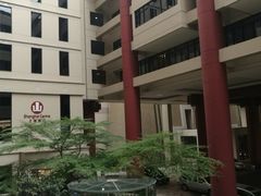 -上海波特曼丽思卡尔顿酒店
