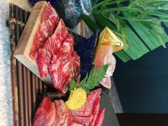 -铭牛烧肉·和牛海鲜自助(高新月牙湖店)