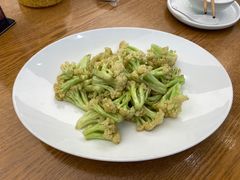 -品海楼·大连海胆锅贴馆(东港店)