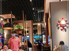 大堂-鑫花溪牛肉米粉(东环大润发店)