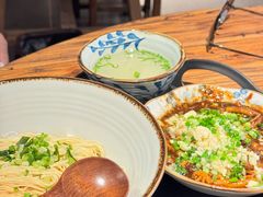 响油鳝糊面-贡梅老面馆·蟹粉面·无锡特色小吃(南长街主推店)