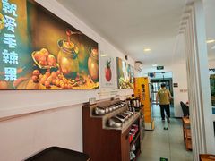 -毛辣果·贵州红酸汤牛肉火锅(西单店)