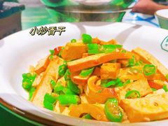 -费大厨辣椒炒肉(太平老街店)