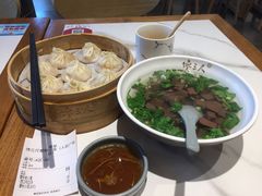 -馋三尺蟹粉小笼(人民广场店)