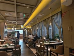 -润园四季椰子鸡火锅(卓越INTOWN店)