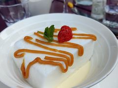 蛋白浮岛-LA  PETANQUE(泰安路店)