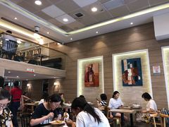 大堂-魏家凉皮(西安秋林宏业商厦店)