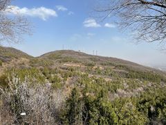 -鬼笑石后山停车场